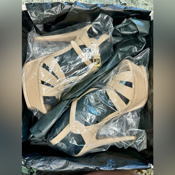 YSL Saint Laurent Tribute Platform Sandal Heel 105 - Picture 15 of 16